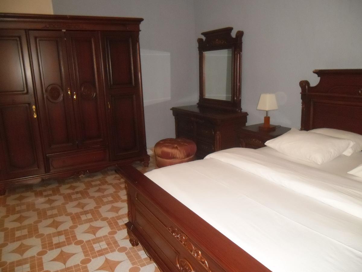 Hotel Vivi Palace Matadi Exterior photo
